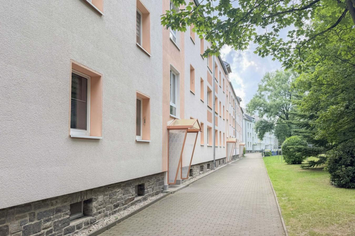 Hausansicht Eingangsbereich