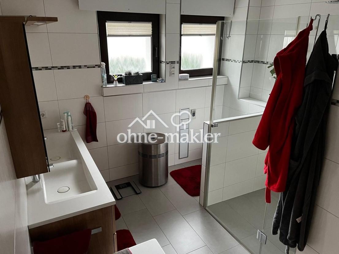 Badezimmer EG
