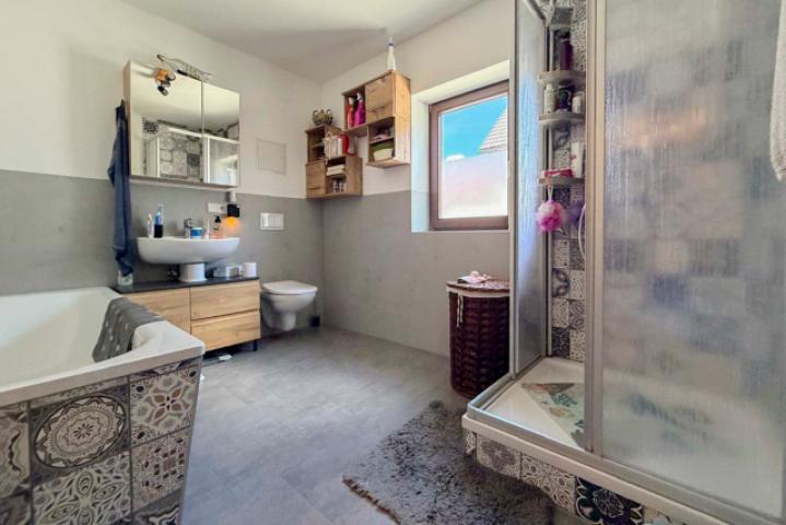 Badezimmer 4-Zimmer Wohnung