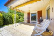 Überdachte Terrasse