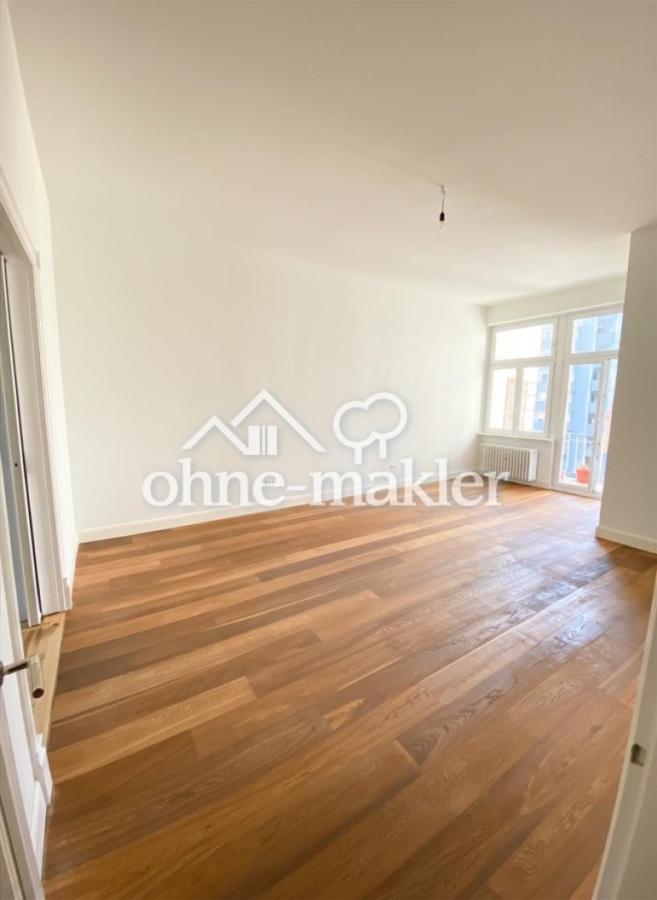 Wohn-/ Schlafzimmer 2