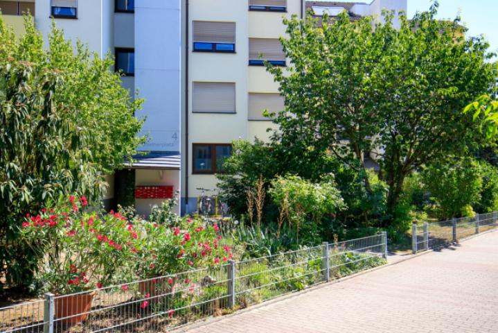 Ansicht von Gehweg aus