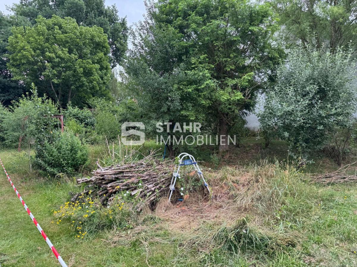 Grundstück