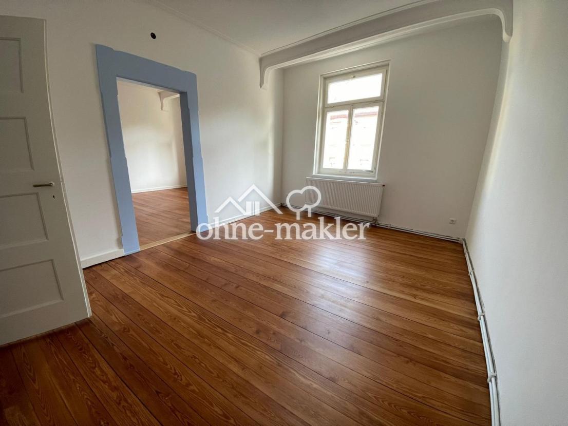 Schlafzimmer neu gestrichen