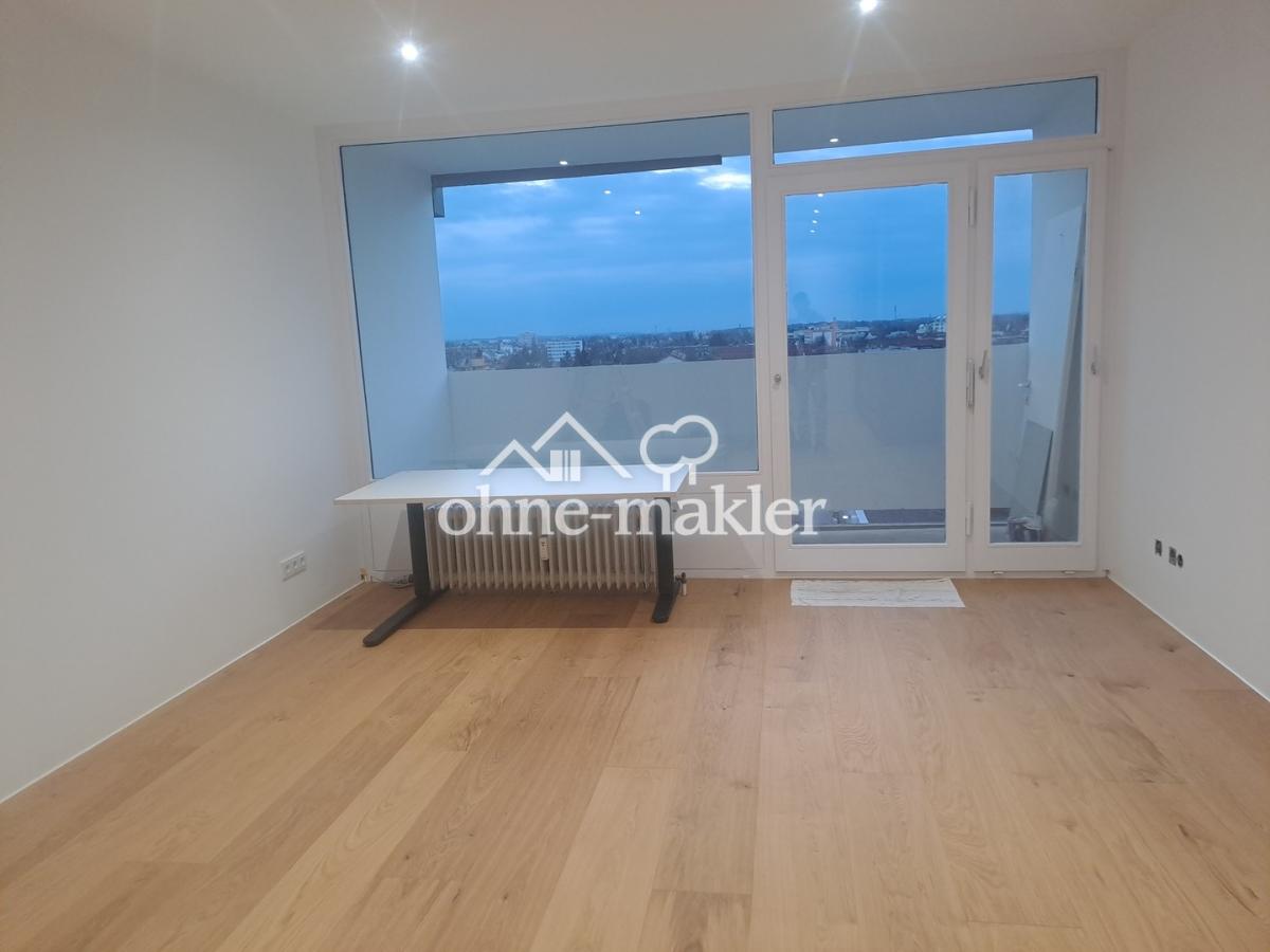 weiter freier S/W Blick