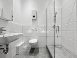 Modernes Duschbad