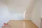 Schlafzimmer 1 DG li.
