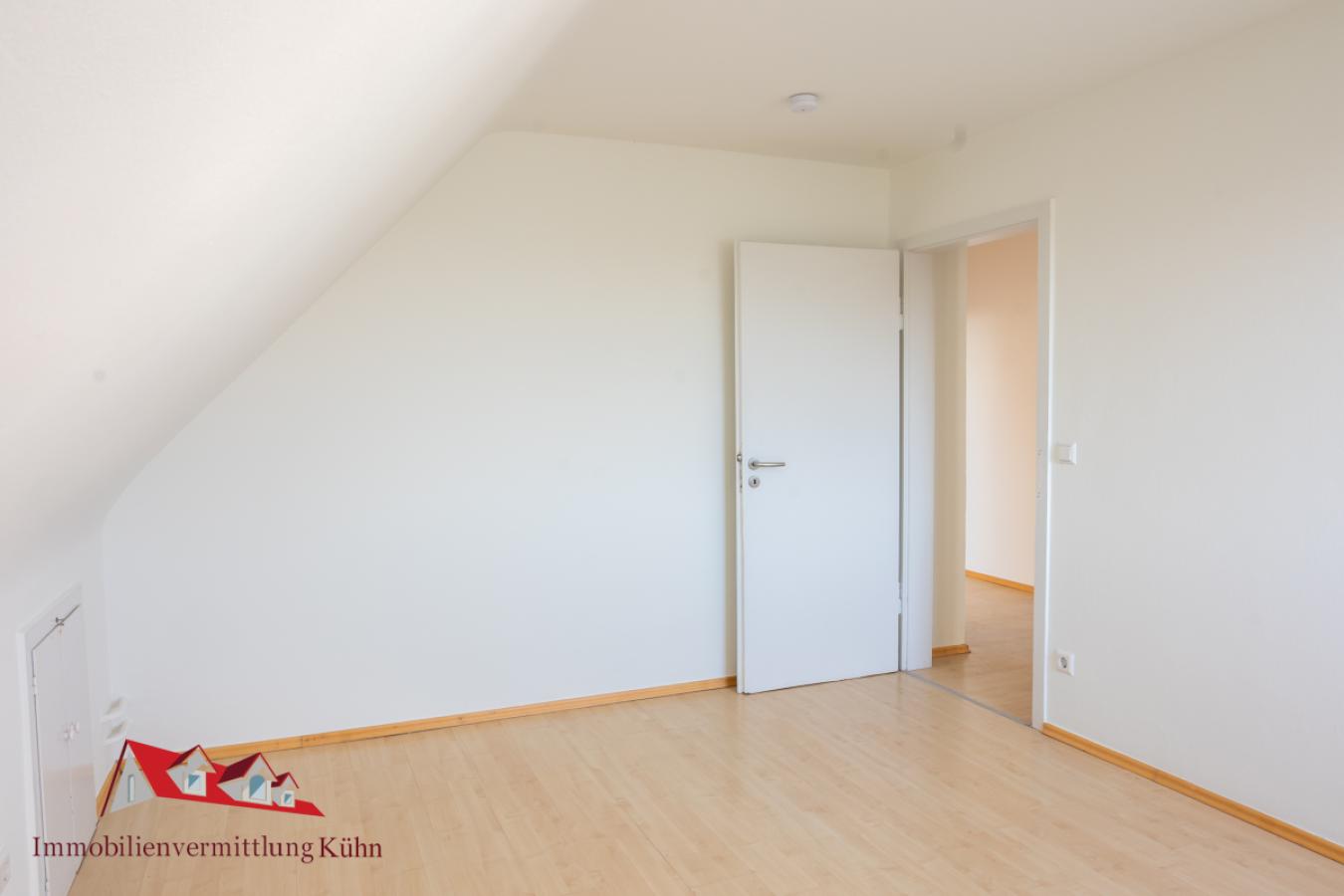 Schlafzimmer 2 DG li.