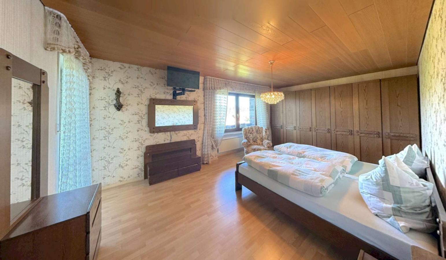 EG Schlafzimmer