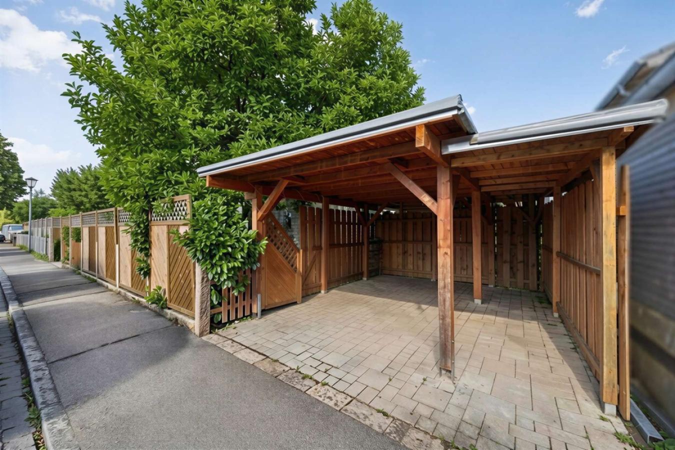 Carport