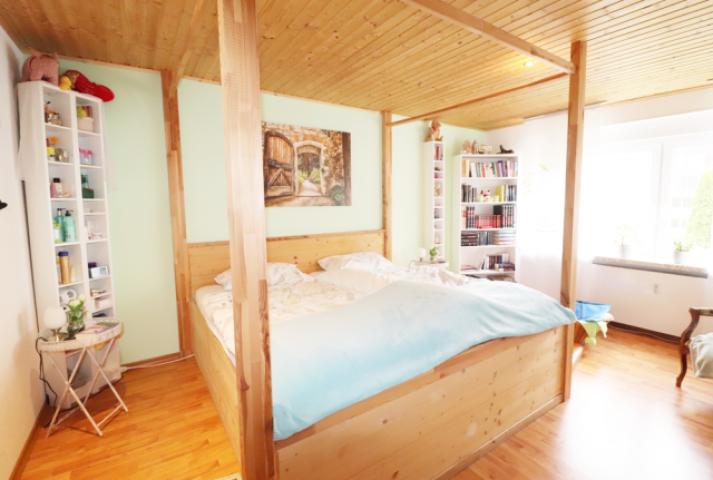 Schlafzimmer1