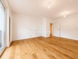 1. Zimmer rechts