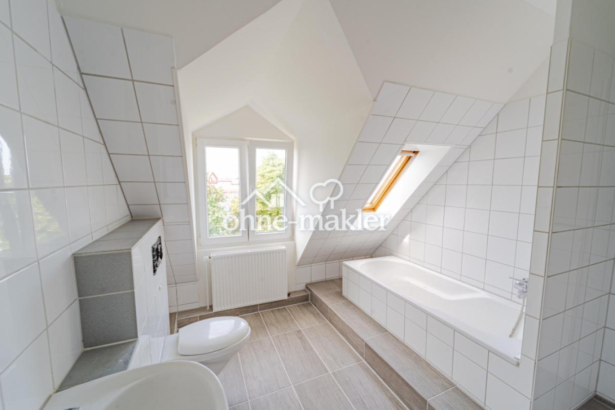 Vollbad mit Fenster