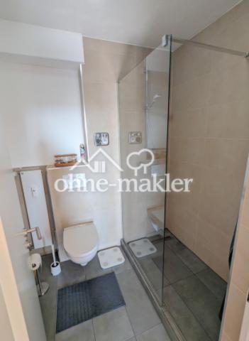 modernes Badezimmer