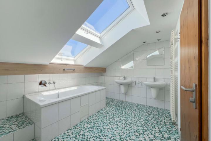 Badezimmer DG Nordhälfte