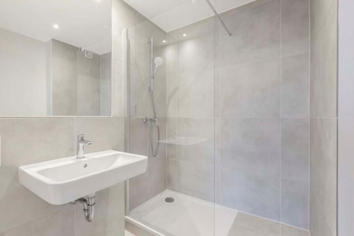Badezimmer Ansicht 1