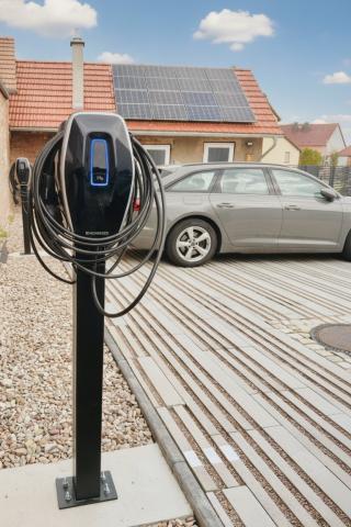 Zukunftsorientierte Ladeinfrastruktur für Elektromobilität