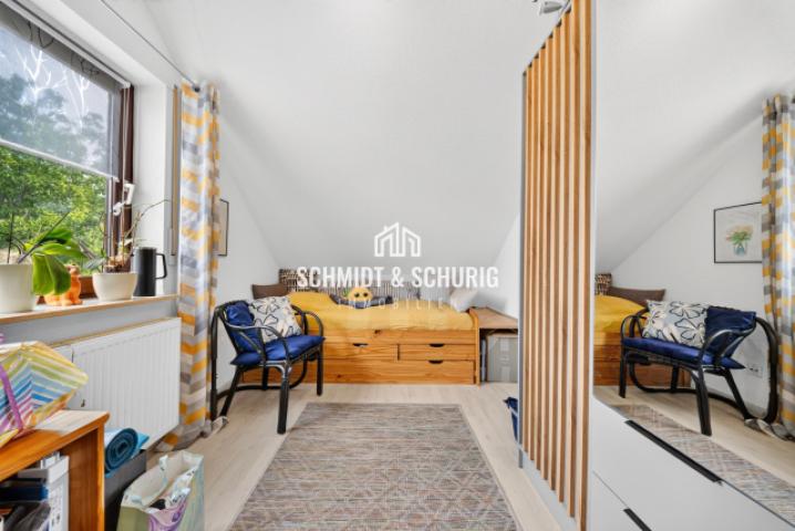 Kinderzimmer / Büro