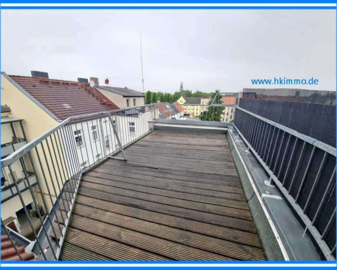 2 Raumwohnung mit Dachterrasse und Bliick zur Kirche