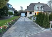 Auffahrt zur Garage