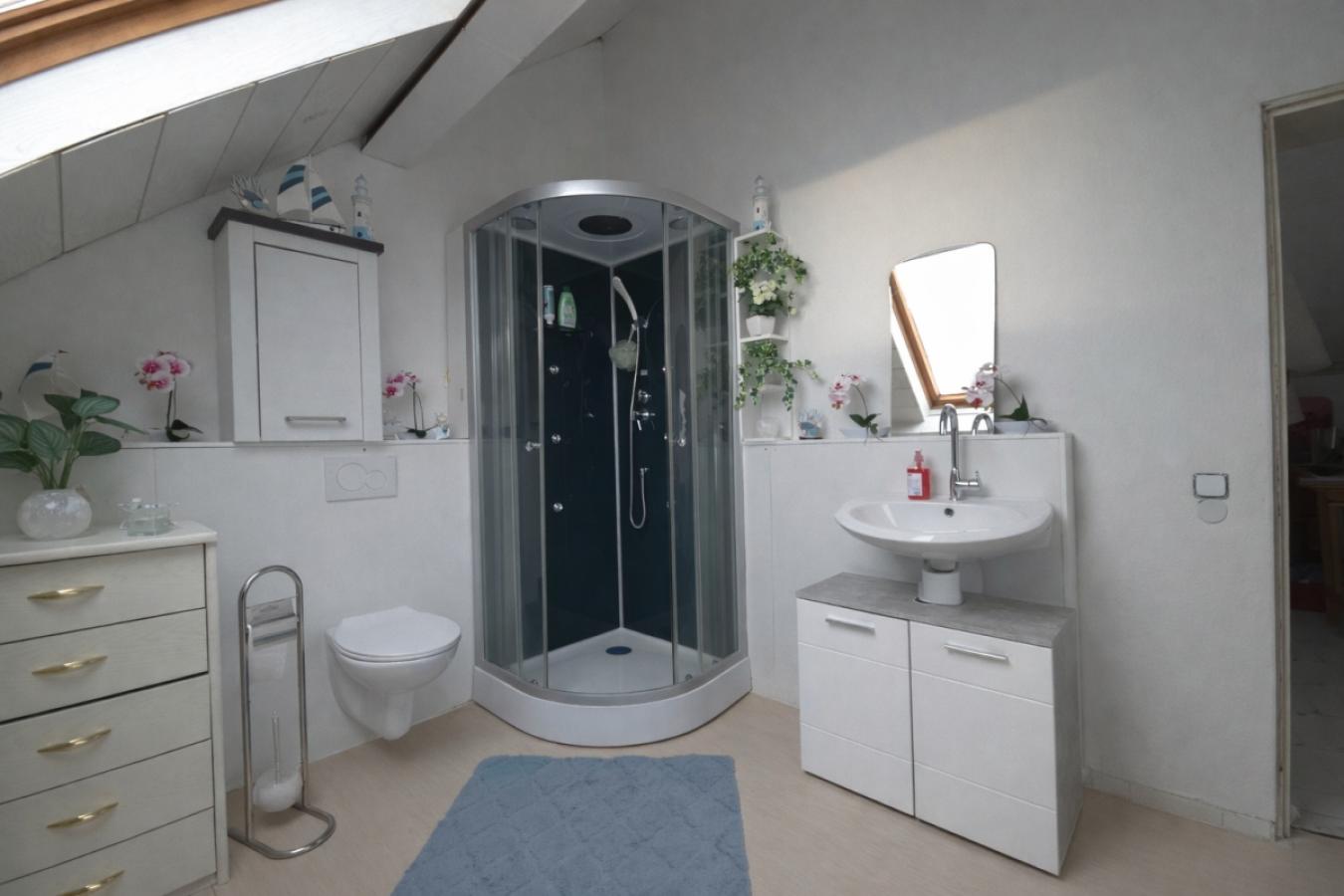 Badezimmer DG