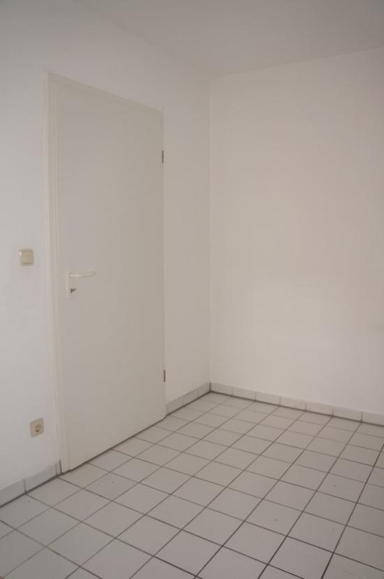 18KücheBlickRiFlur