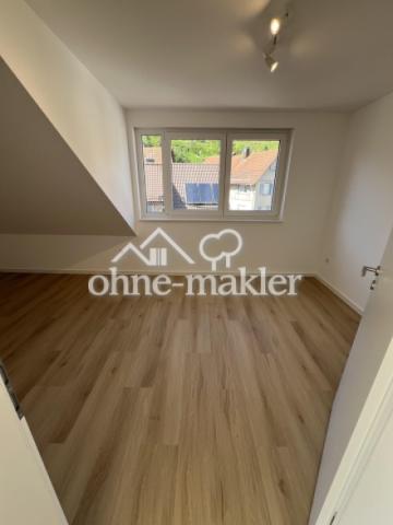 Kinderzimmer / Büro Bild 1