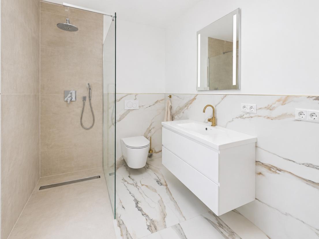 Zimmer 2 - Badezimmer