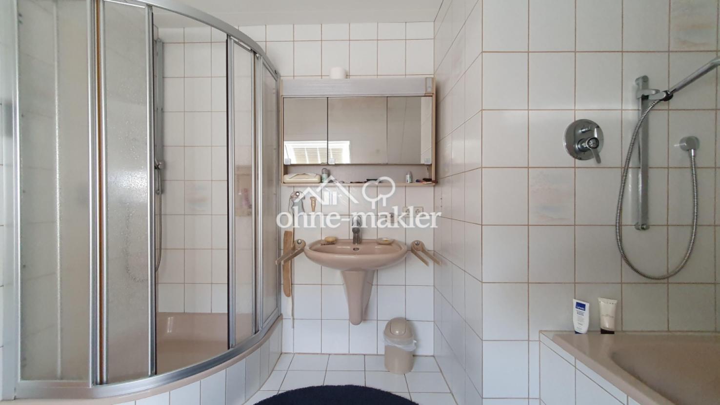 Haupthaus Masterbad 1