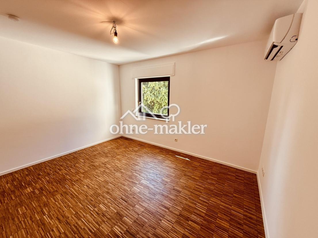 Schlafzimmer von rechts