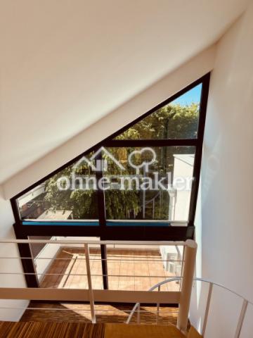 Empore Richtung Balkon