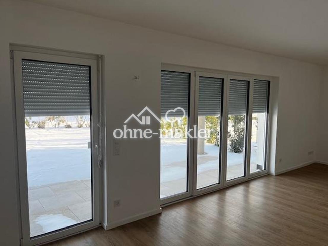 Elektr Jalousien im ganz. Haus