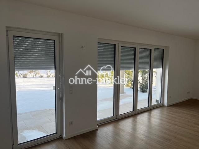 Elektr Jalousien im ganz. Haus