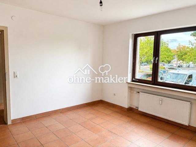 Schlafzimmer Blick v. Rückwand