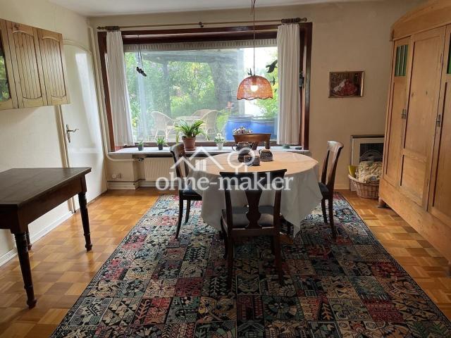 EG Esszimmer mit Gartenfenster