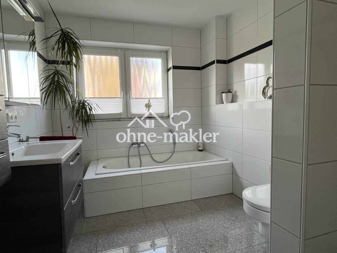 Badezimmer EG