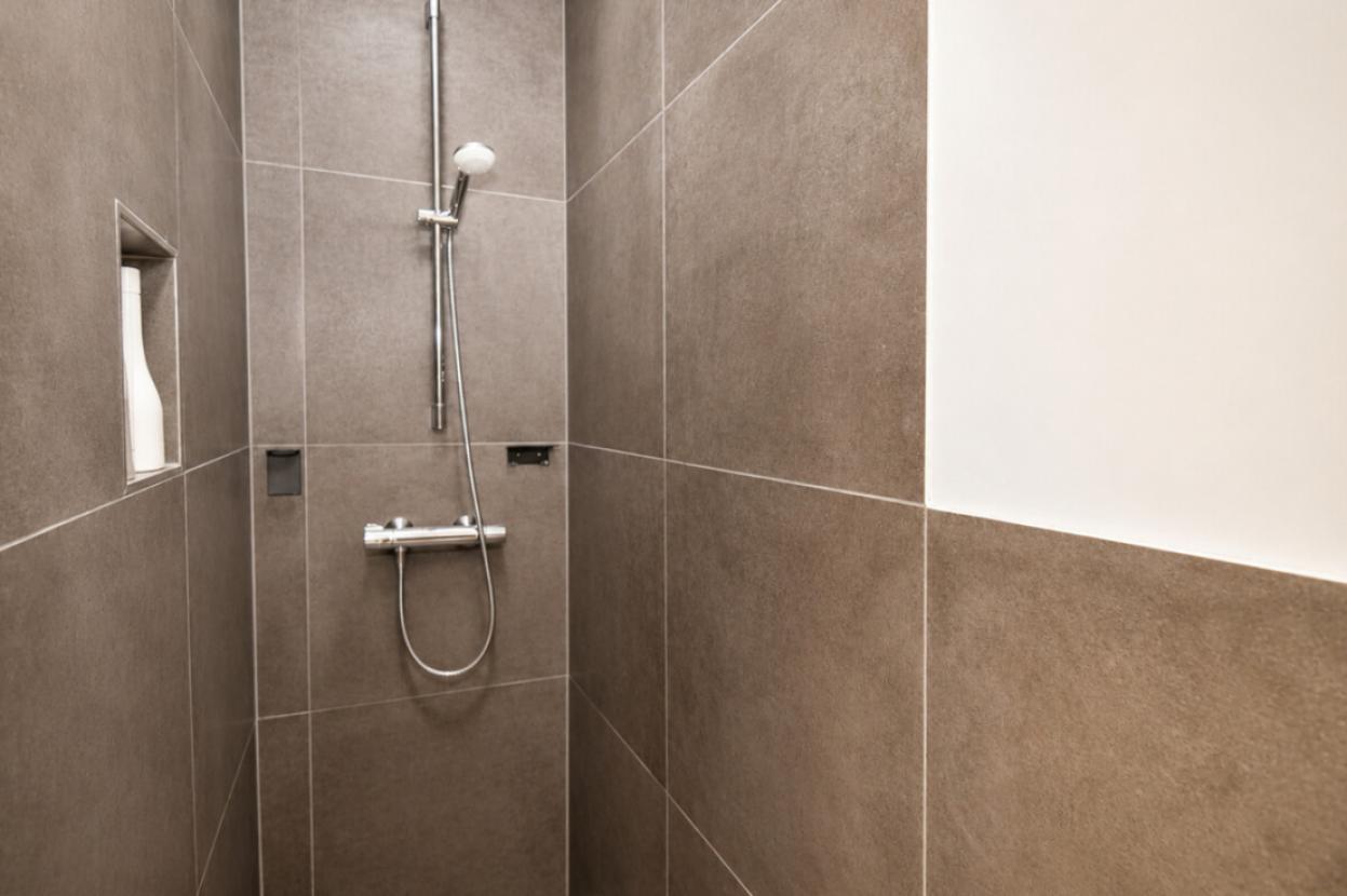 Walk-in-Shower
