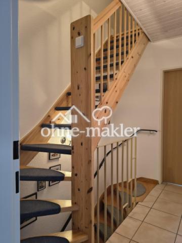 Treppe zum Zimmer DG