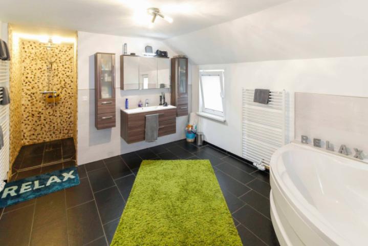 Badezimmer OG