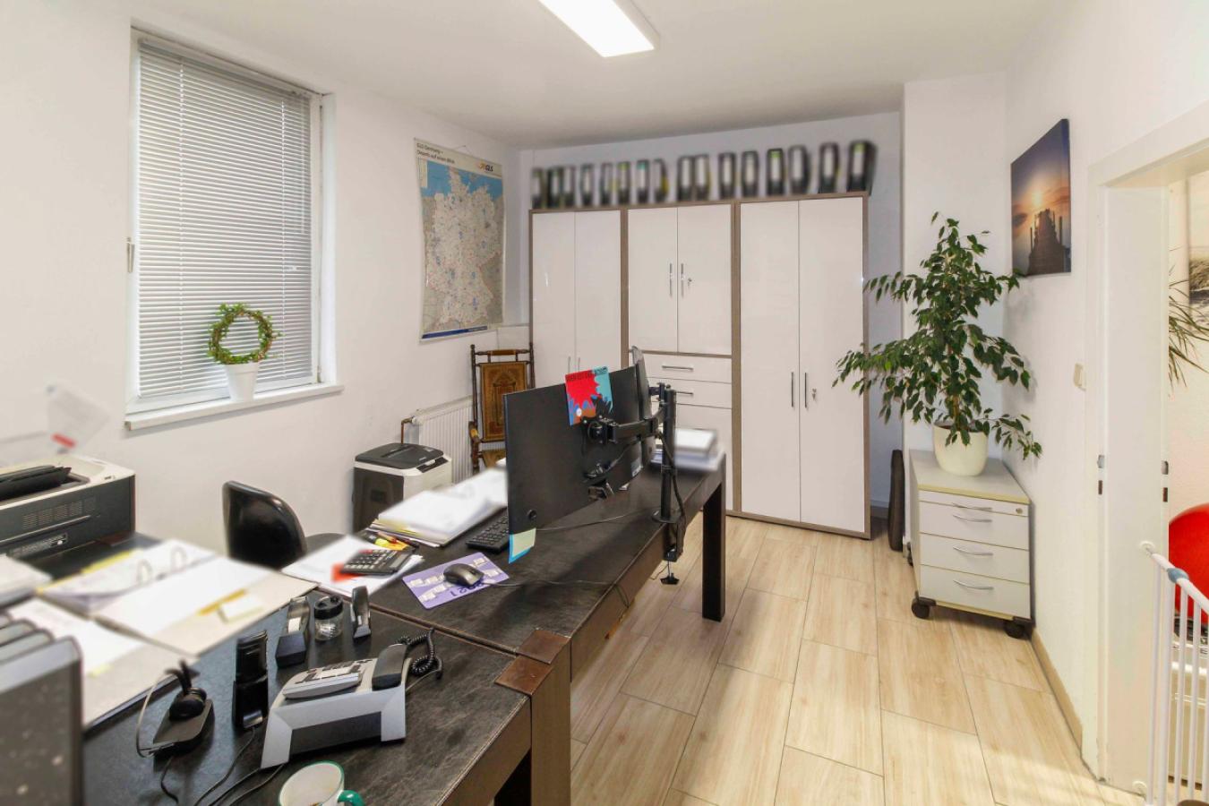 Gewerbe Office I