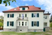 Große Gartenwohnung im Grünen