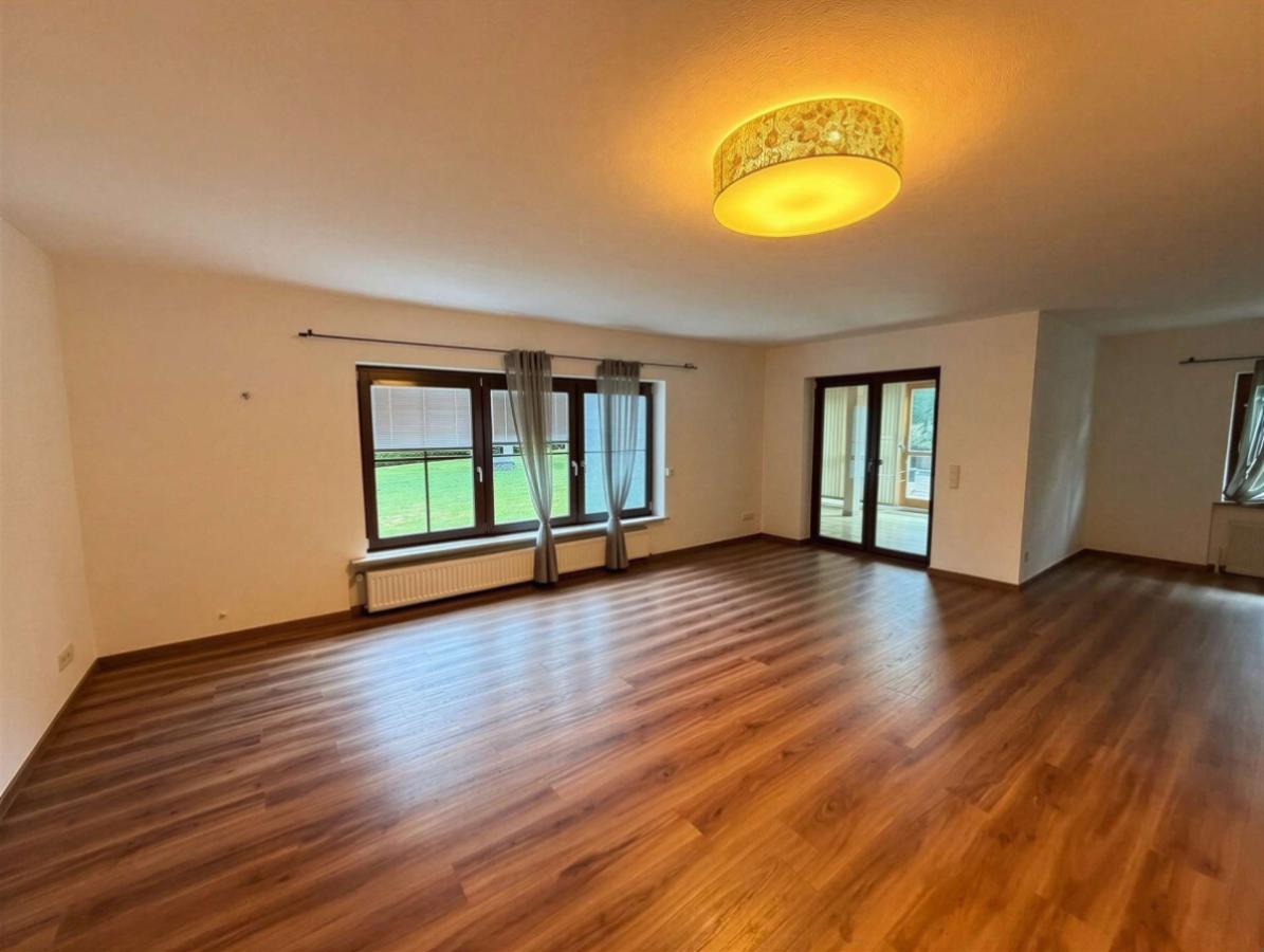 Wohnzimmer - (KI generiert)