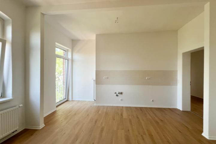 Großes Balkonzimmer