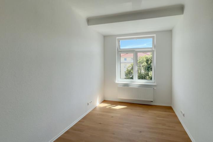 Schmales Schlafzimmer