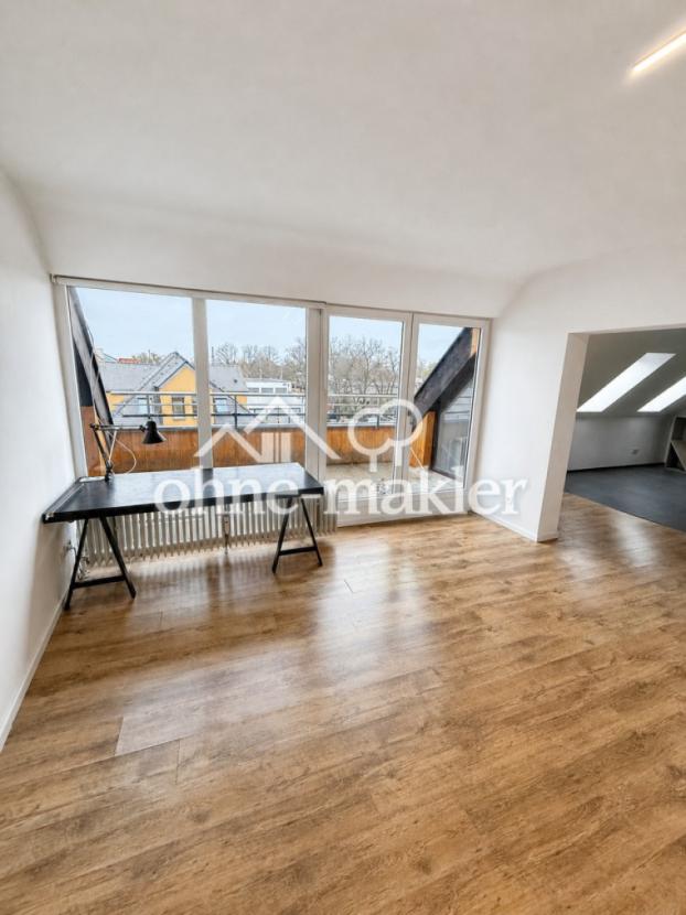 Wohn- und Esszimmer 