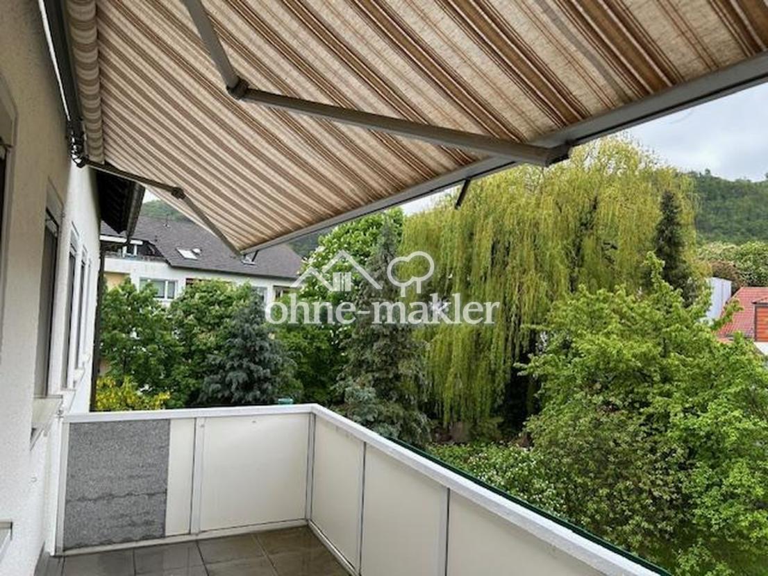 Balkon mit Markise