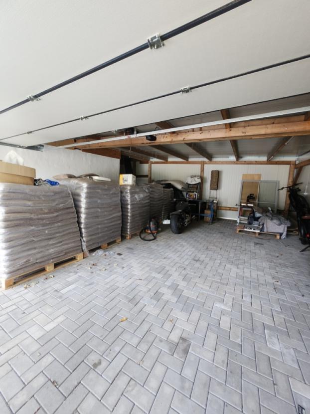 Garage 3 innen