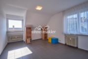 Kinderzimmer / Esszimmer