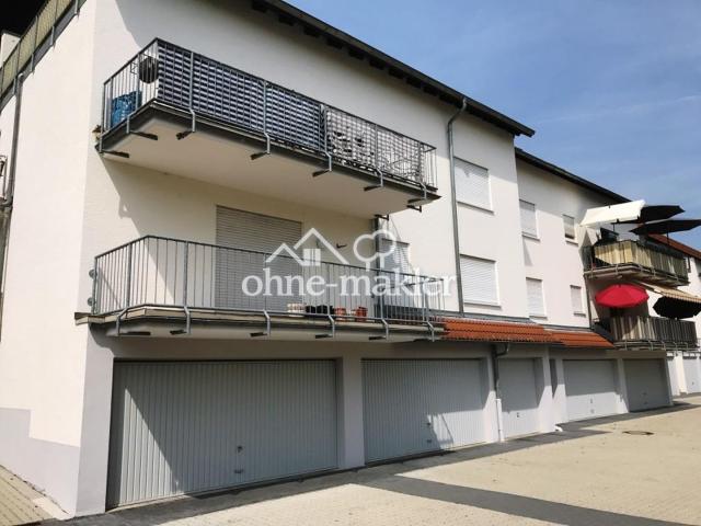 Rückseite mit Garage