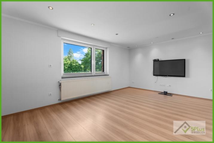 5Plus Immo Wohnzimmer Erdgeschoss